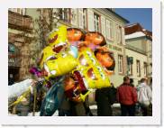 2006-03-05_15-28-12_Carnaval_43,0mm_F5,6_1_1000_eme_DiMAGE A2 * 2560 x 1920 * (2.01MB)